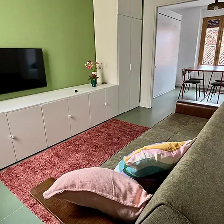 'el Puesto De Vigia' En La Muralla De Apartment