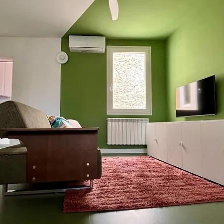 El Puesto De Vigia De La Muralla De *